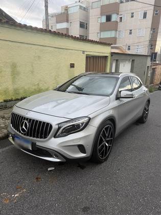MERCEDES-BENZ GLA 250 2.0 16V TURBO GASOLINA ENDURO 4P AUTOMÁTICO MERCEDES-BENZ GLA 250 2.0 16V TURBO GASOLINA ENDURO 4P AUTOMÁTICO